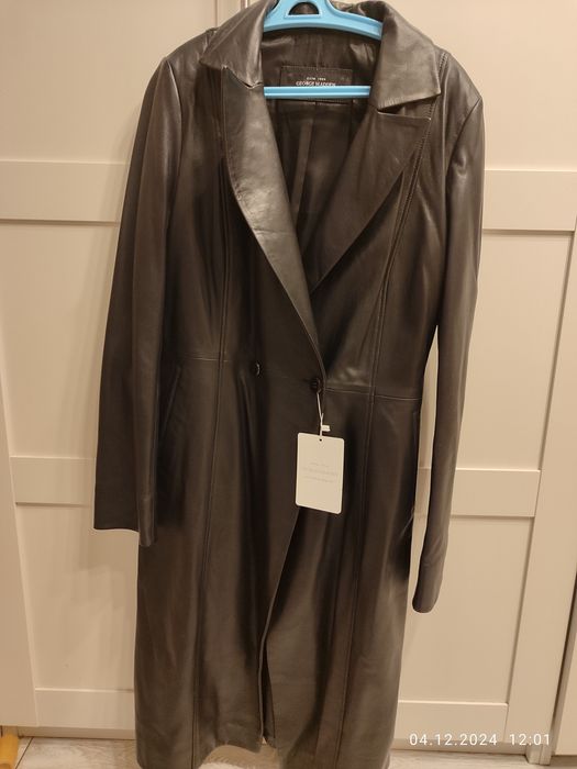 Продам кожаный плащ