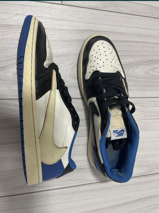 Jordan 1 travis scott fragment low blue