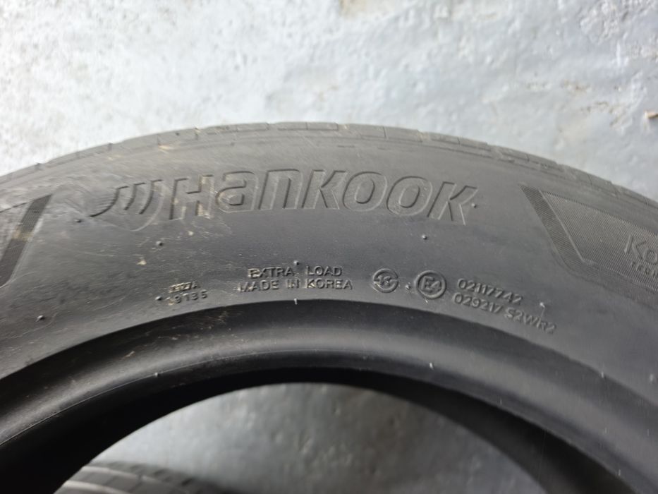 235 55 19 vara hankook