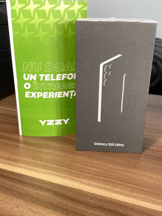 Samsung Galaxy s25 ultra • 256 GB • Titanium Jetblack