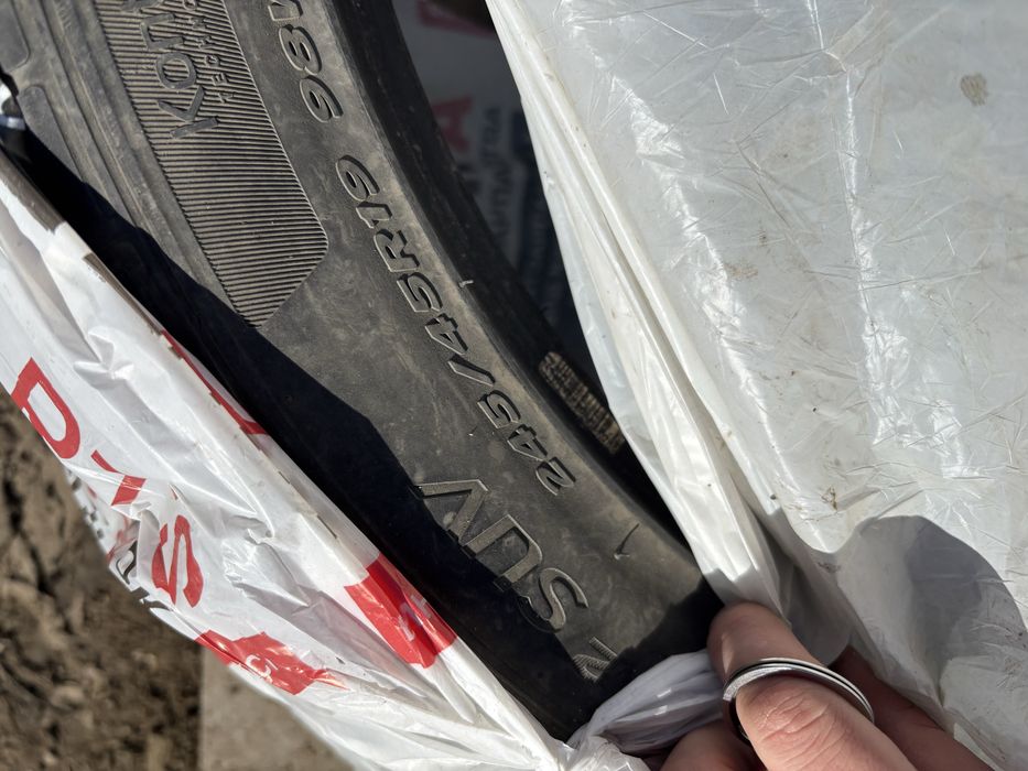 Продам резины 275/50/21