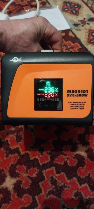 Продам 2 стабилизатора