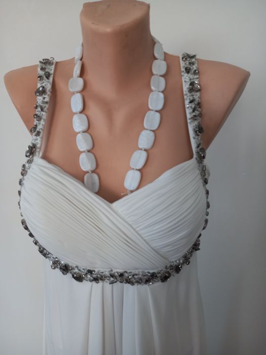 Продам два вечерних  платья