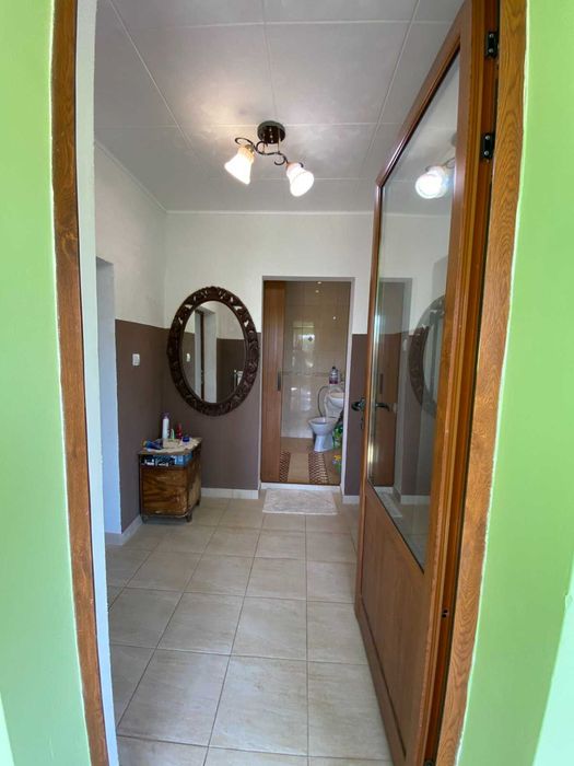 Продава се Къща в с. Борован, Област Враца - 70 кв.м за 572 €/кв.м - Снимка #3