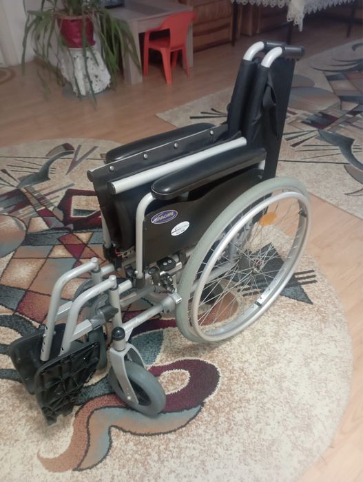 Scaun rulant , pentru orice detalii vi le ofer la telefon