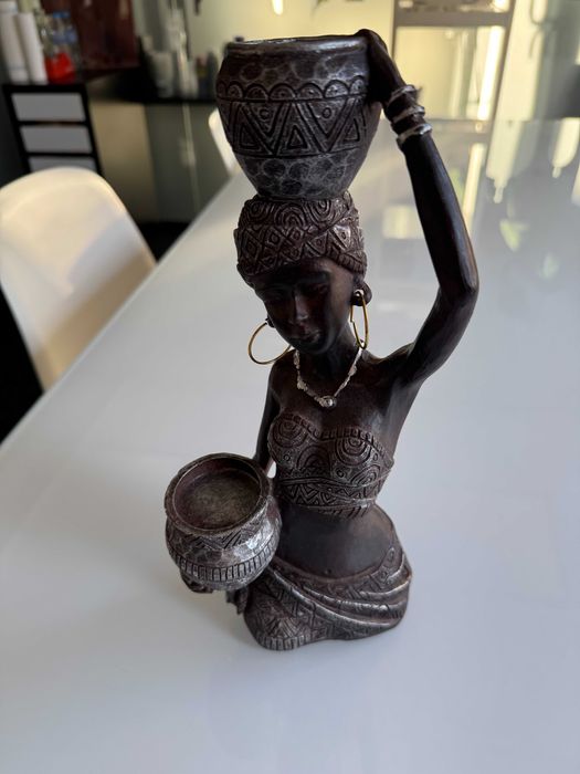 Африканска фигура - декорация за дома