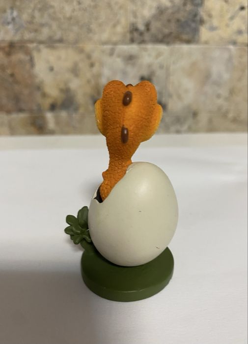 Figurina rară Ice Age 2-3 2009 Fox Baby Dino în ou