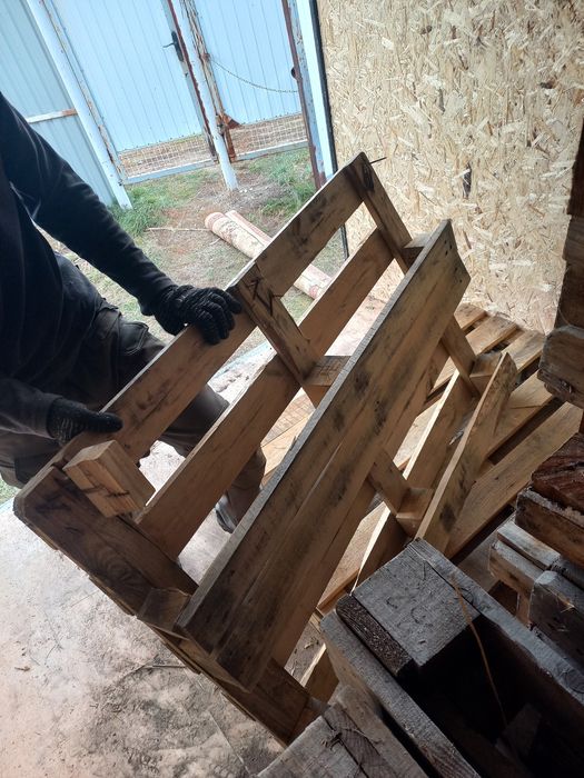 Закупаем сломанный Поддоны