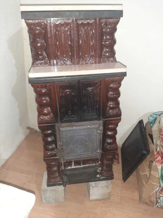 Vând soba de teracota