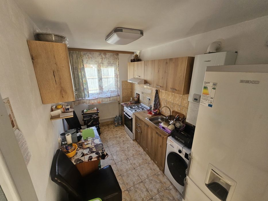Casa 2 camere de vânzare,Piatra Neamt