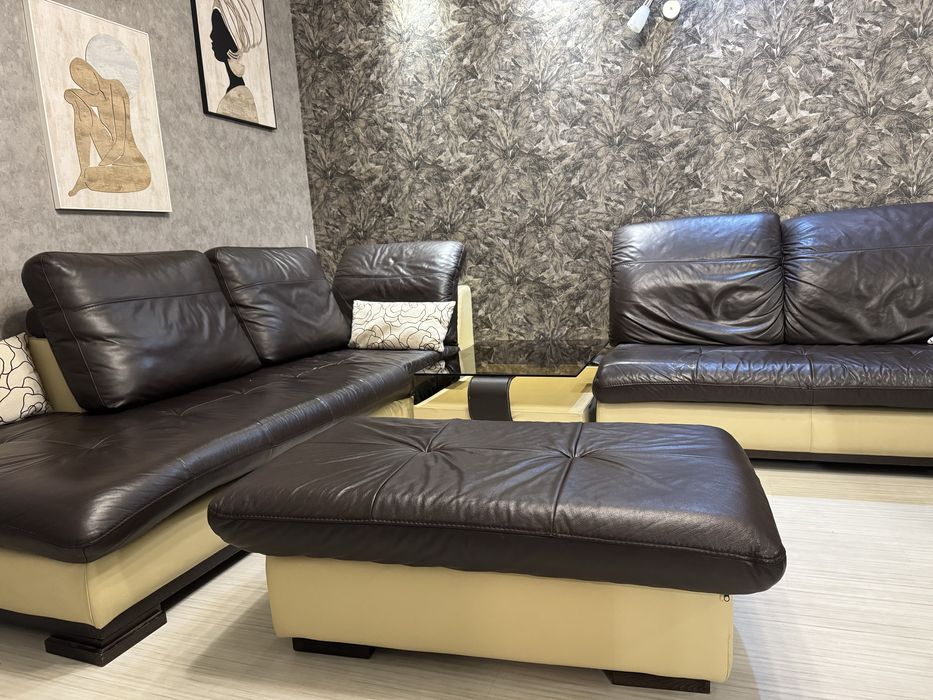 Ъглов диван от естествена кожа