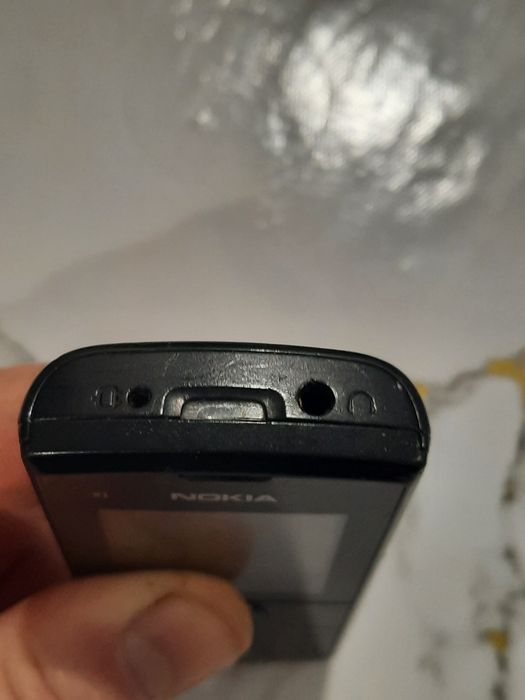 Продам мобильный телефон