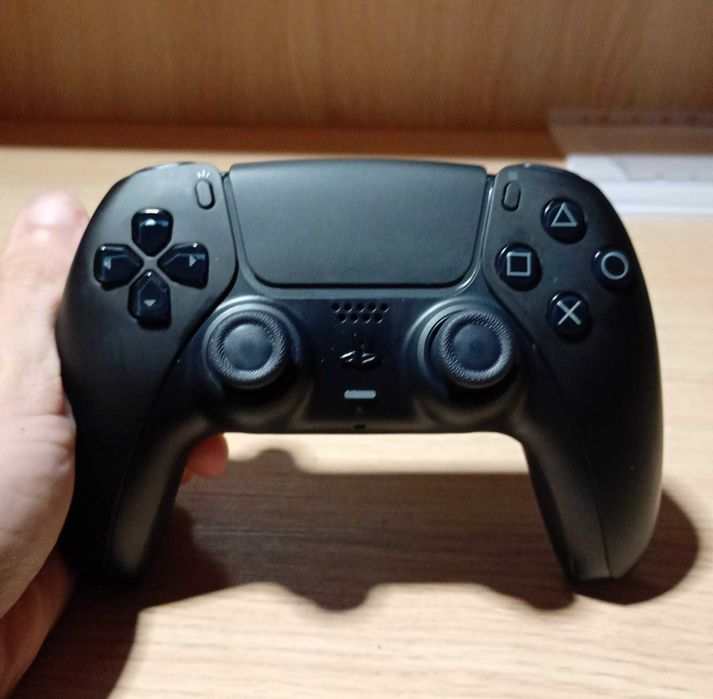 Vand Controller ps5 + husa protectie si thumb grip