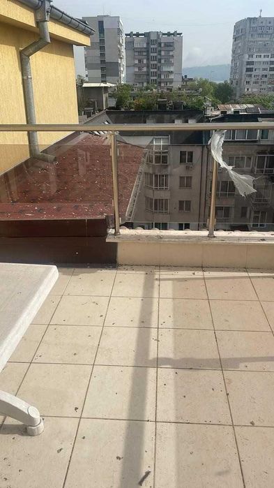 Дава се под наем Тристаен апартамент в Варна, Спортна зала - 99 кв.м за 500 € - Снимка #16