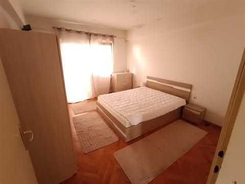 Дава се под наем Тристаен апартамент в София, 7-ми 11-ти километър - 85 кв.м за 800 € - Снимка #2