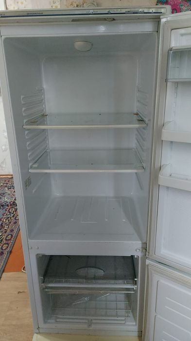 Продам холодильник