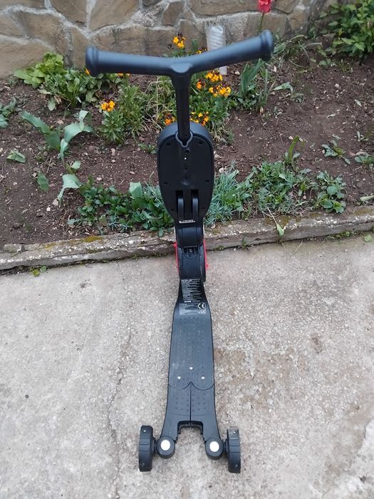 Велосипед,триколка и тротинетка  Chipolino 4 в 1