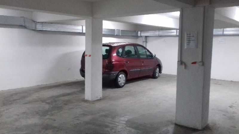 Дава се под наем Гараж / Паркомясто в Варна, Общината - 15 кв.м за 94.35 € - Снимка #2