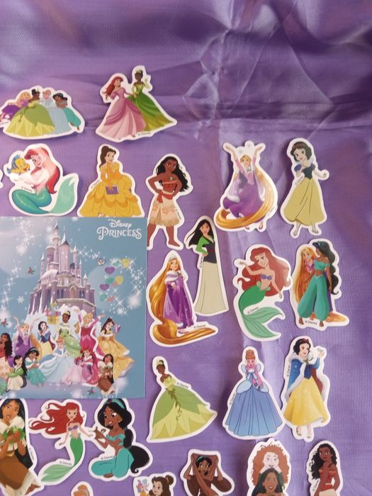 Стикери Дисни принцеси, 50 броя