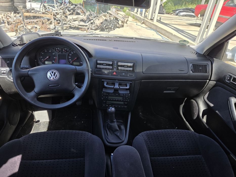 VW GOLF 4 1.4 бензин (НА ЧАСТИ)