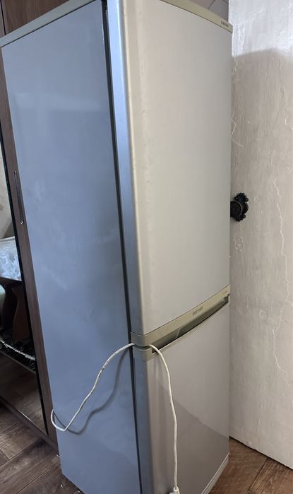 Холодильник самсунг