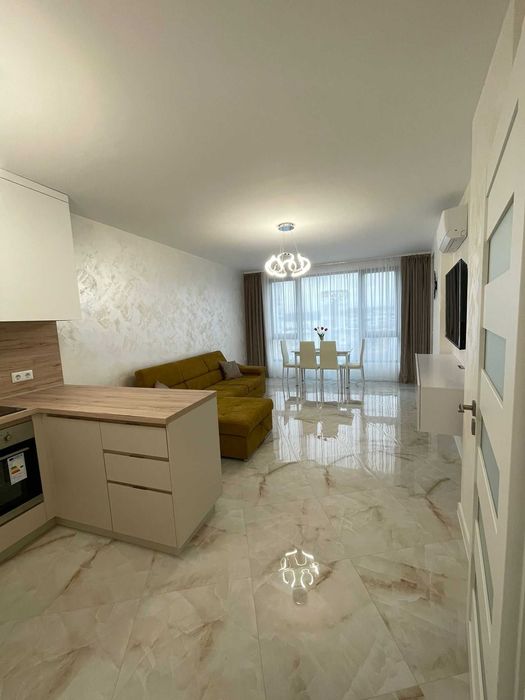 Продава се Двустаен апартамент в Варна, Цветен квартал - 74 кв.м за 3514 €/кв.м - Снимка #1