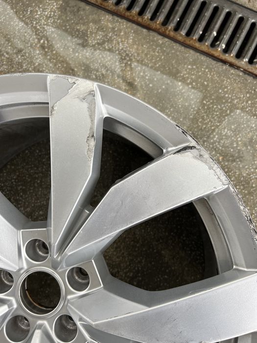 VW Touareg III джанта 20цола