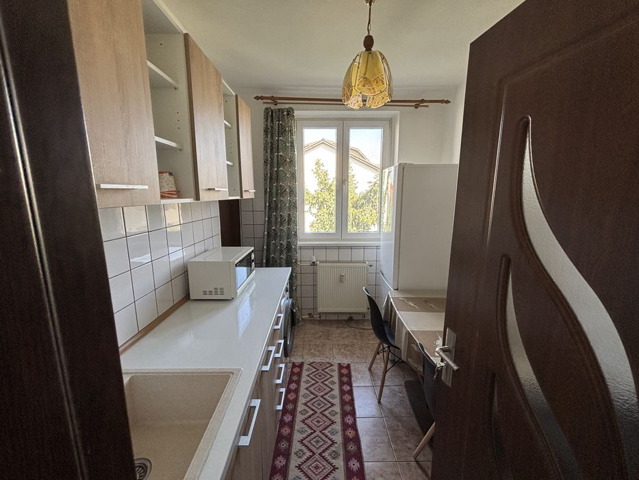 Inchiriez apartament 2 camere