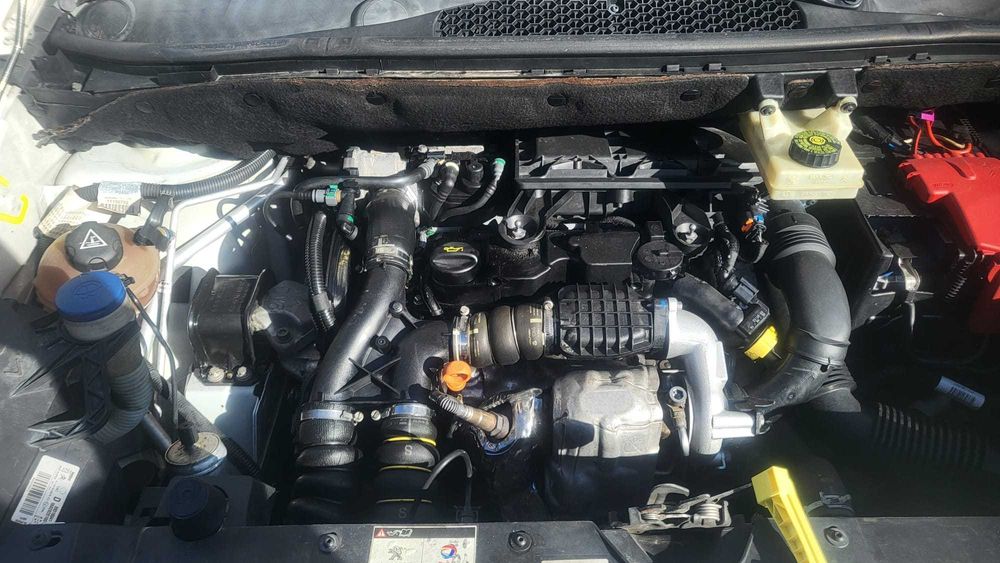 Vând Peugeot partner