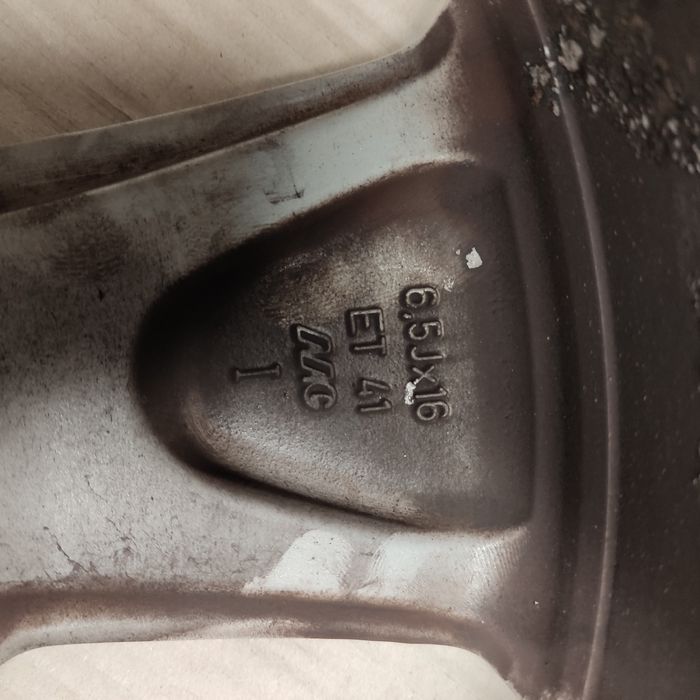 Оригинални алуминиеви джанти Opel 16 цола  5х110