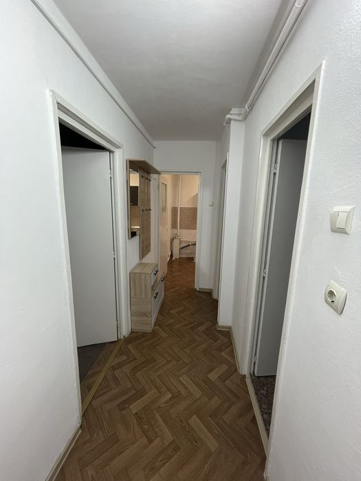 Inchiriez apartament 1 camera confort 1 cartier Alfa, mun. Arad