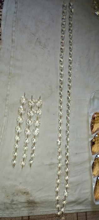 Икрашение интерьера, люстр, бра, штор