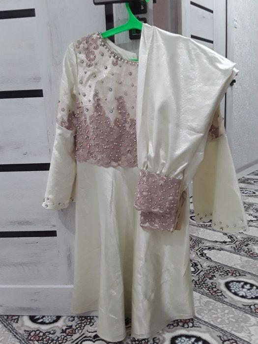 Har xil kelin ko'ylak kalapo'sh