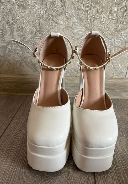 Каблук, туфли, белый