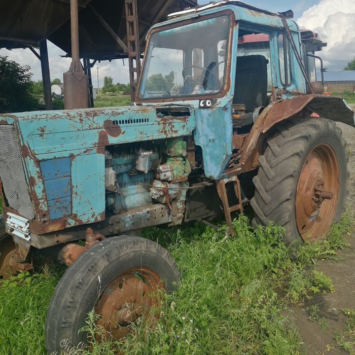 Продам трактор мтз