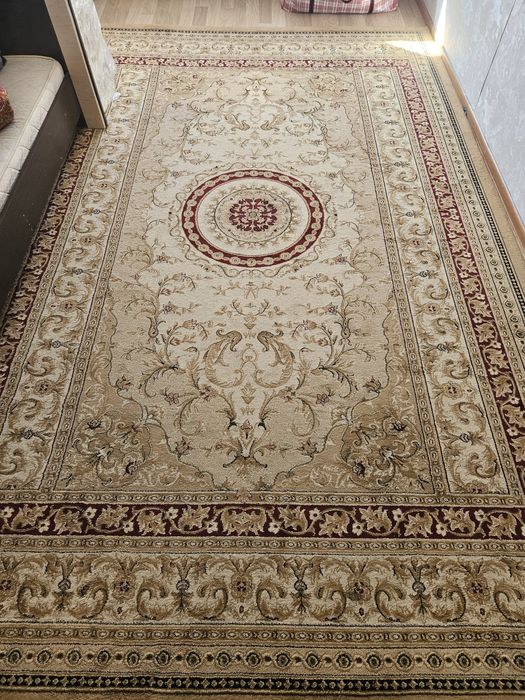 Продается ковер 4 на 2,5 м