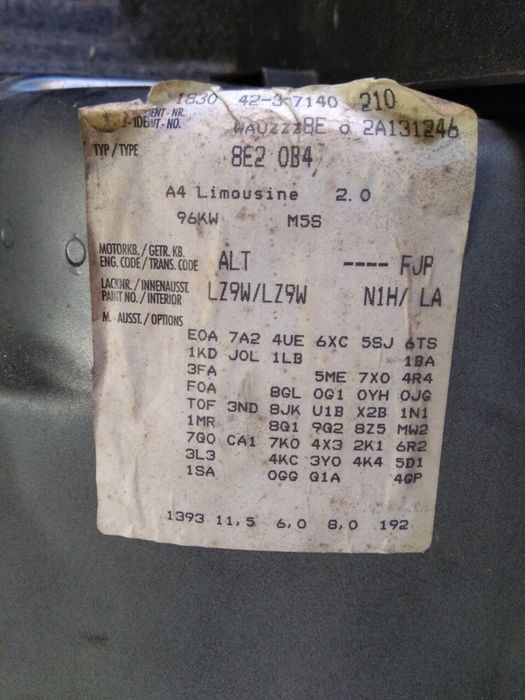 Ауди а4 б6 2.0 само на части