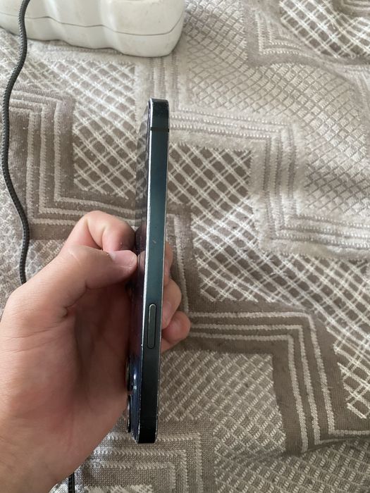 Продается 14-й iPhone 512гб