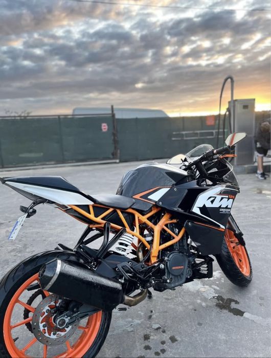 KTM RC 125 (nu yzf, cbr)