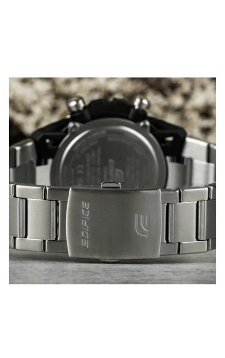 Продам часы Кварцевые CASIO Edifice\Charisma карбон