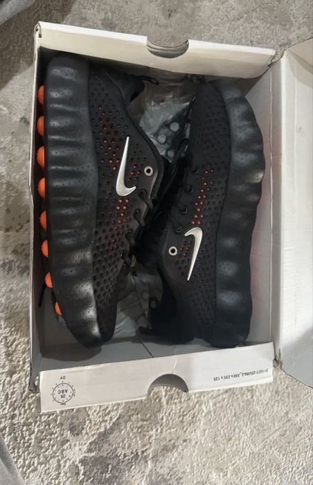 Кроссовки новые Nike