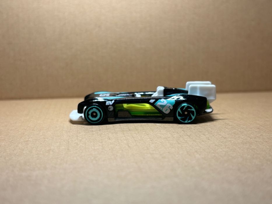 Hot wheels отворени