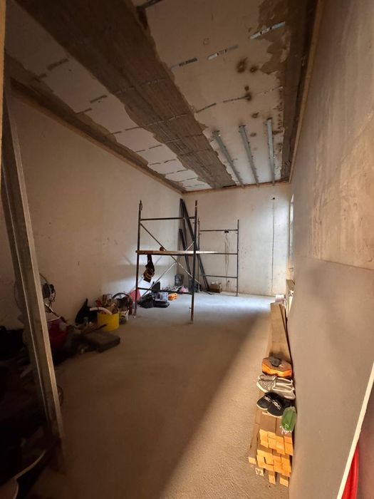 Eshonguzar srochna sotiladi. Srochna sotiladi !!!