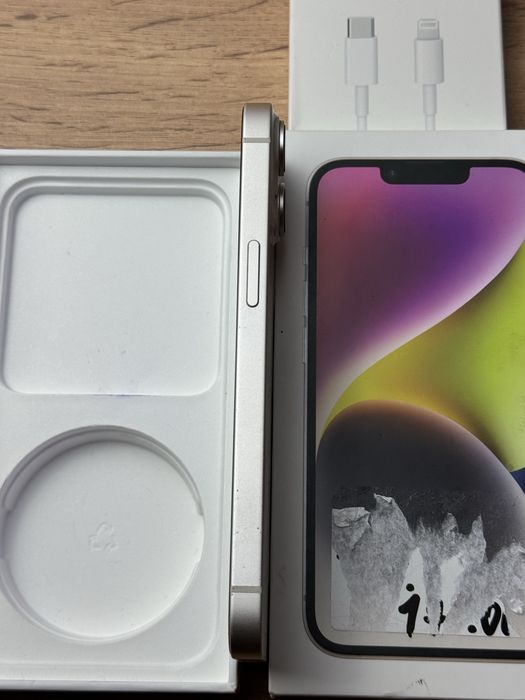 Айфон,IPhone 14 128gb 79% White с коробкой