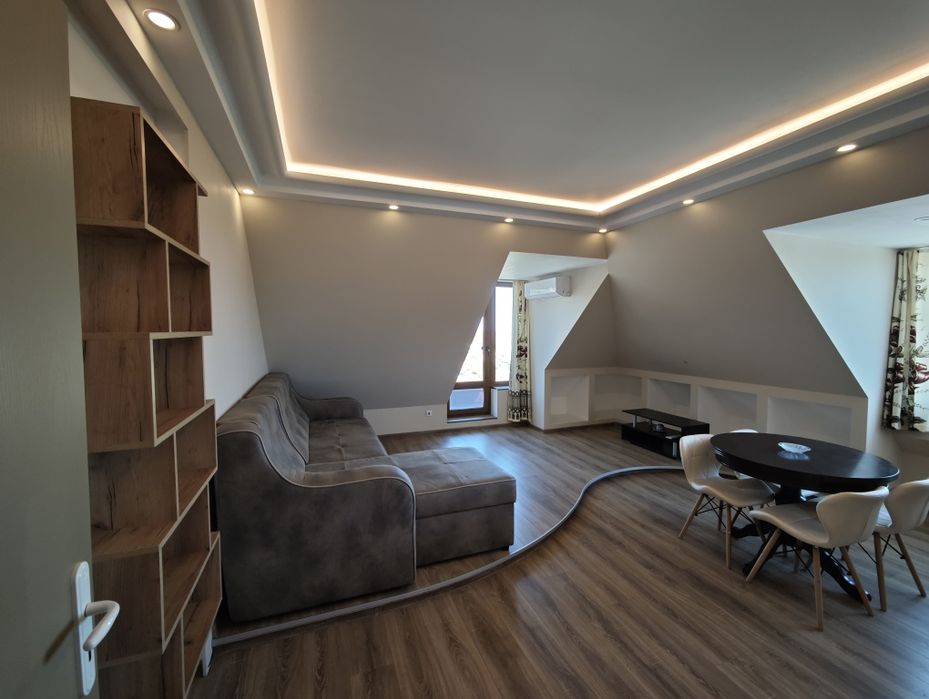 Продава се Двустаен апартамент в Свищов - 55 кв.м за 603 €/кв.м - Снимка #1