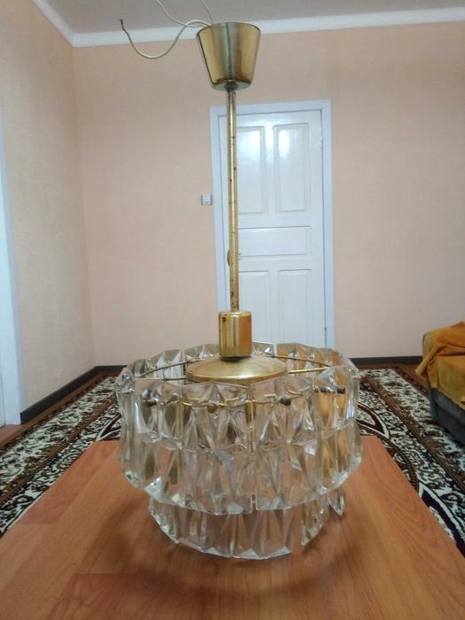 Люстра со стеклянными подвесками