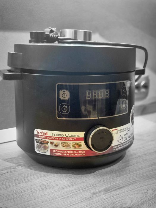 Oala presiune Tefal turbo cuisine negru