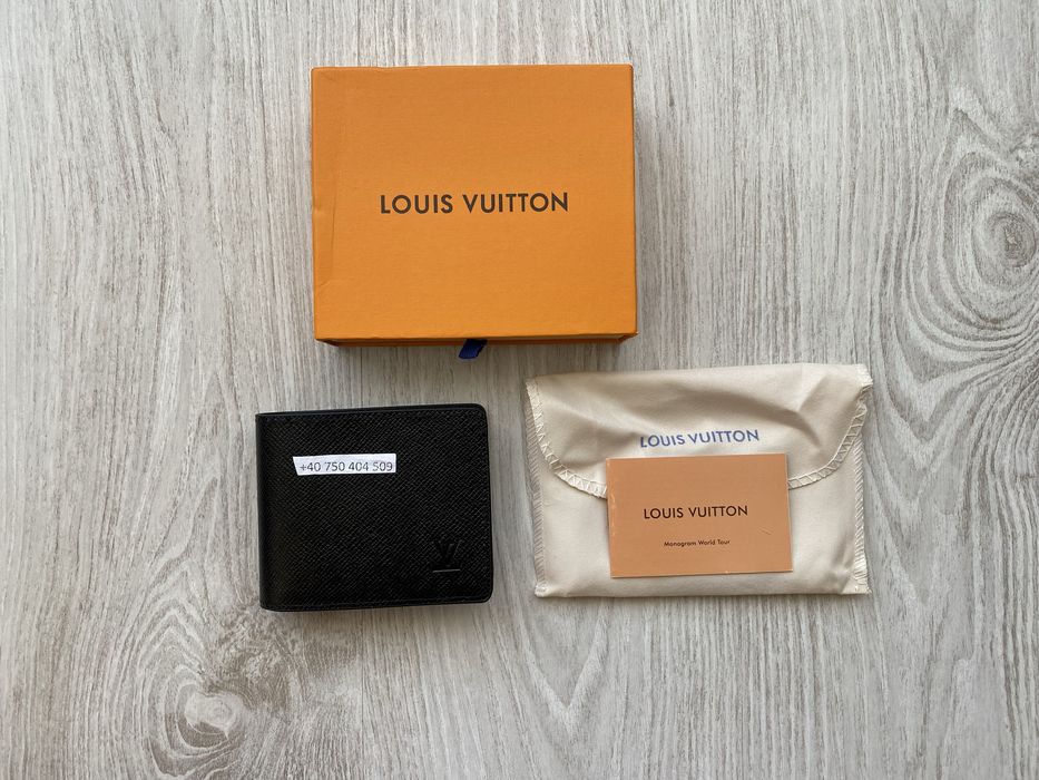 Portofel Louis Vuitton Negru ( Logo Mic )