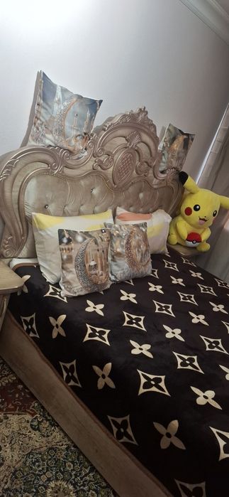 Спальный гарнитур сотилади