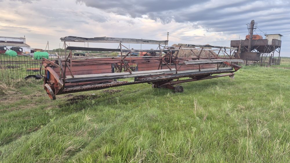 Продам комбайн Нива эффект